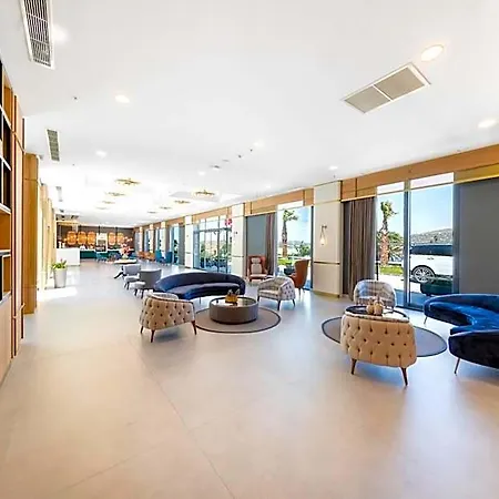 Soliport & Otel Ciftlikkoyu